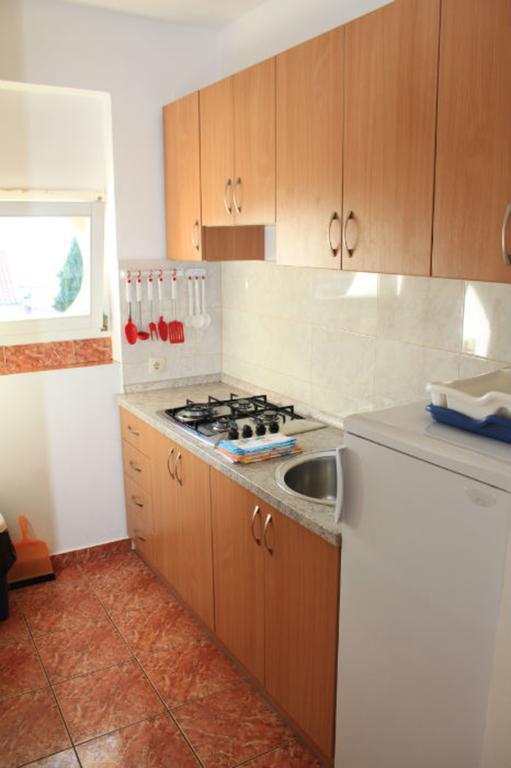 Cosmic Gate Apartments (Adults Only) Novalja Exterior foto